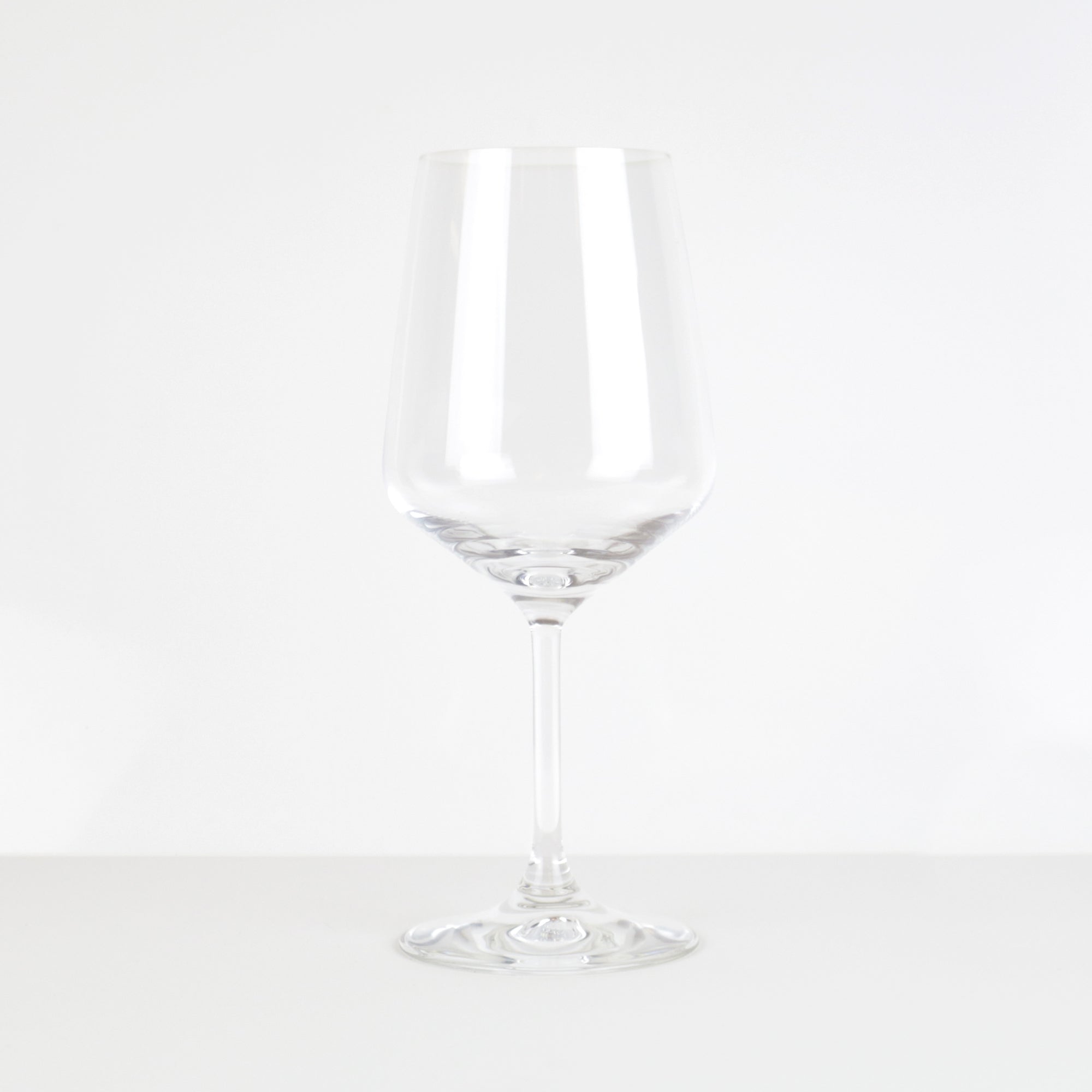 https://store.vinepair.com/cdn/shop/products/Universal-Speiglau-Glasses-3.jpg?v=1509142341