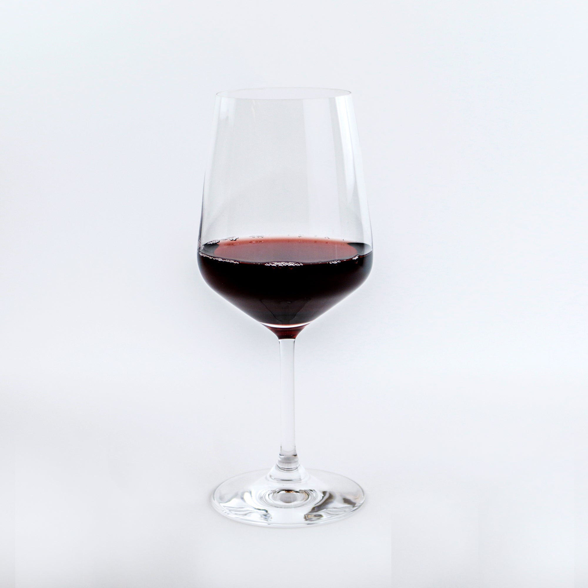 https://store.vinepair.com/cdn/shop/products/universal-wine-glass-product1.jpg?v=1509142314